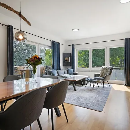 In La - Mit 2 Schlafzimmer Am Bodensee Apartment