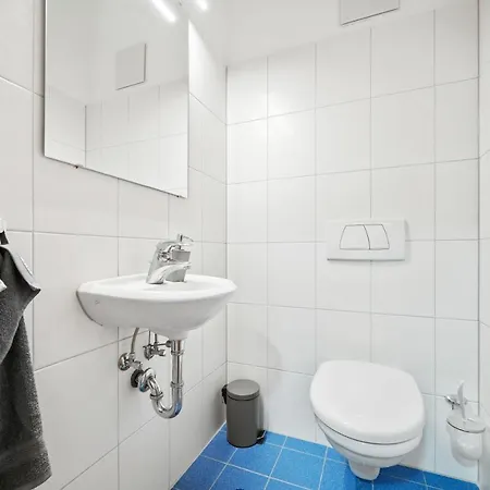 In La - Mit 2 Schlafzimmer Am Bodensee * Langenargen